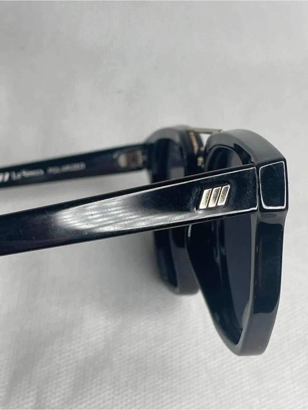 Le Specs Polarized Thunderdome Sunglasses Black Smoke Gray Aviator Style 1602137
